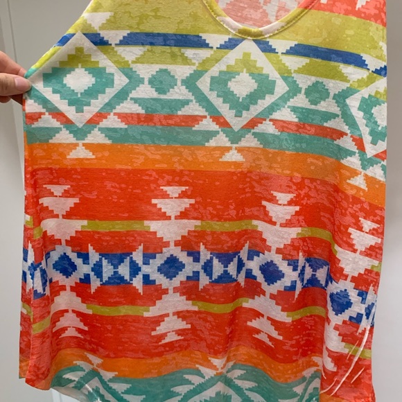 Aztec print tank! - Picture 2 of 3
